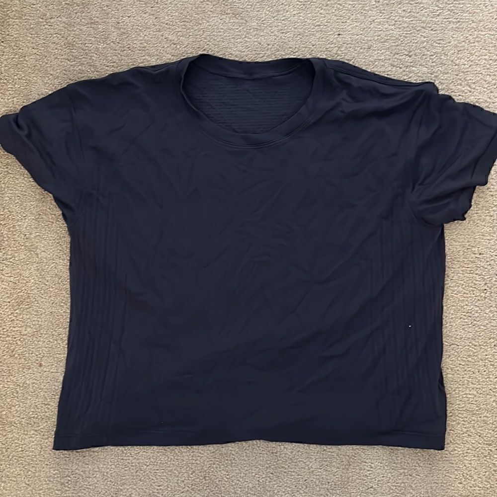 Lululemon Blue Tee 10 NEW
